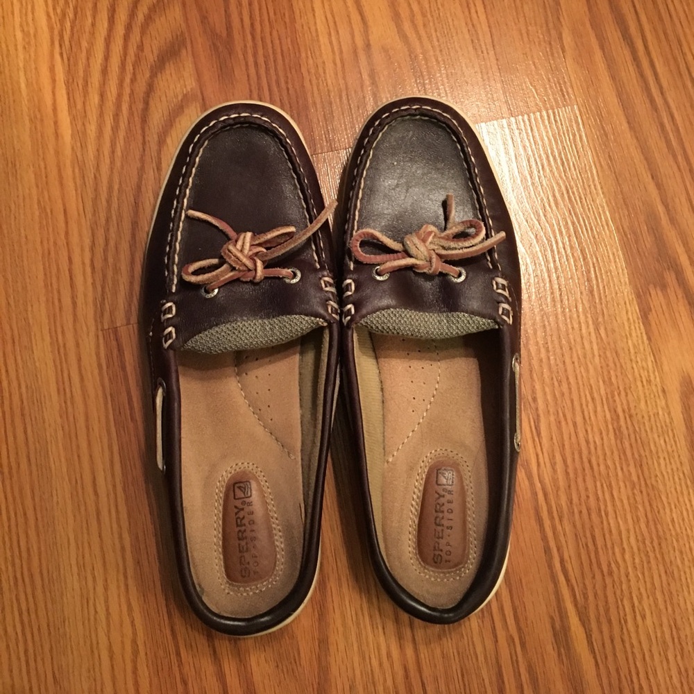 Sperry Brown Leather Boat Shoes with Tan Laces